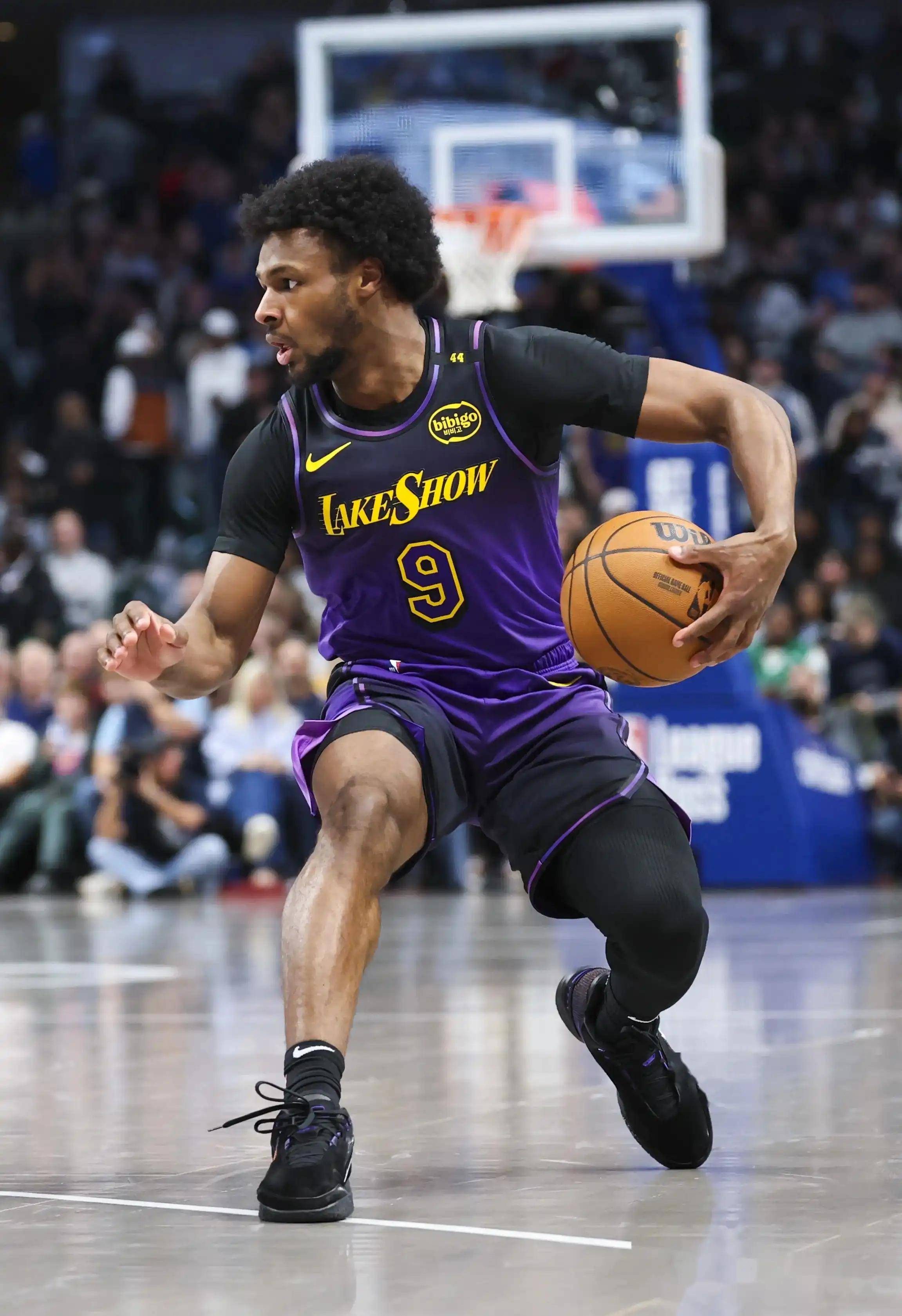 开云体育包含雄鹿新秀表现惊艳，全场观众掌声不断，情况使用管理生产.的词条