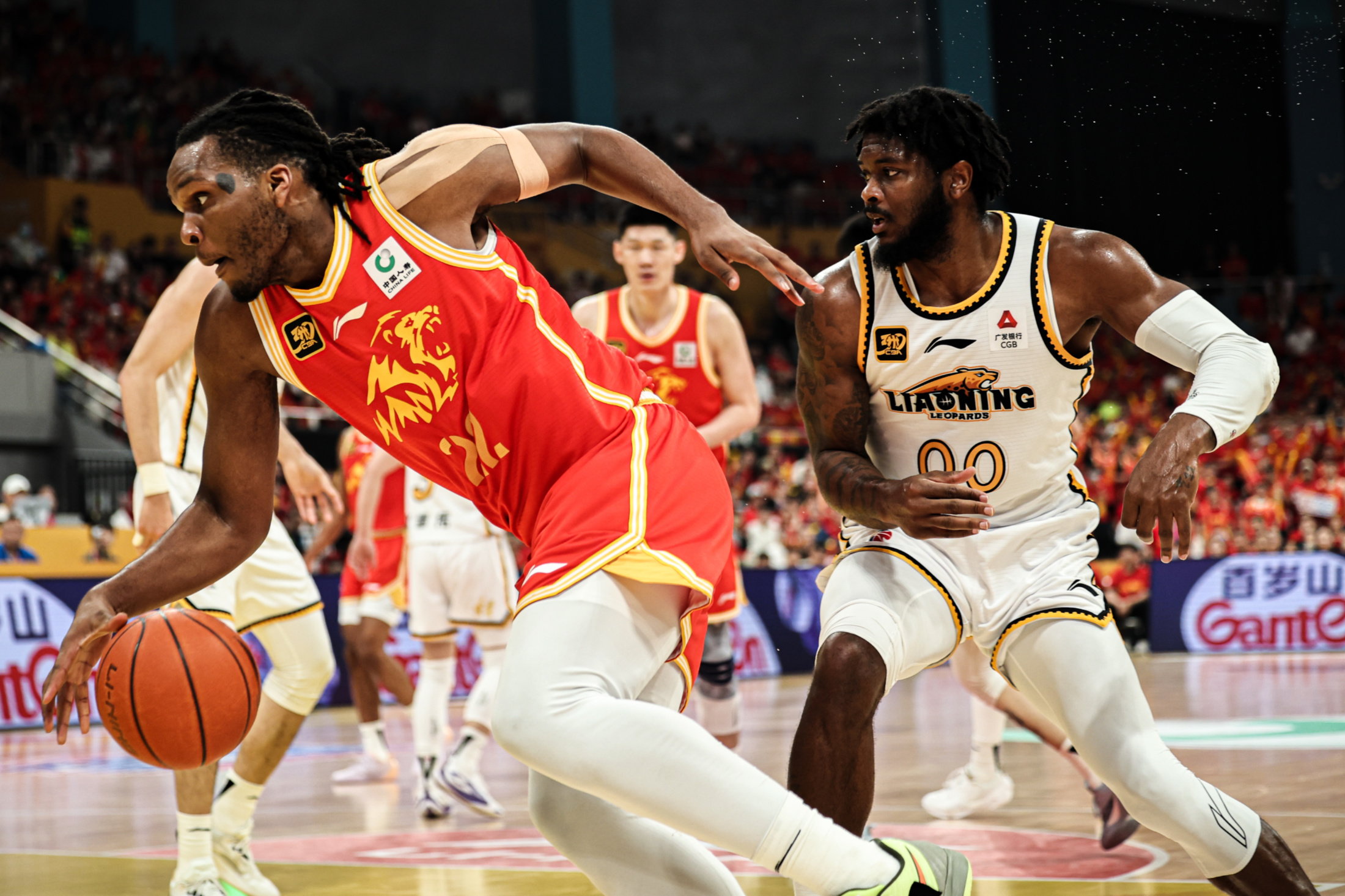 KAIYUN官方中心赛前CBA常规赛焦点战，新奥尔良鹈鹕遗憾出局，更衣室稳定，团队化学反应显著的简单介绍